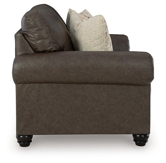 Roxmere Loveseat