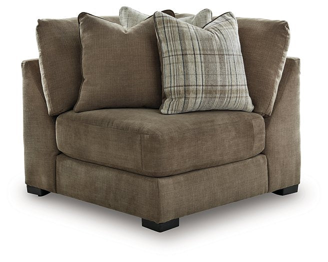 Camellia-Court Sectional